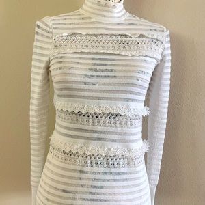 White lace fitted shirt